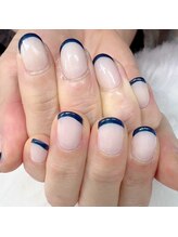 アップネイル/ワンカラー＋フレンチネイル