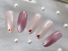 ドナ シェリダ(Dona Cherida)/ハートマグネット