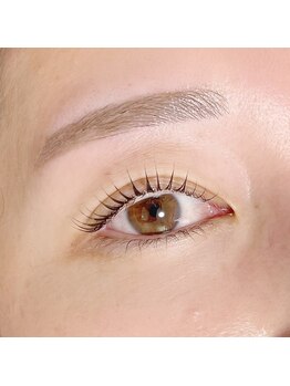 ホワイトアイ 中崎町(WHITE EYE)/美眉アイブロウ×まつげパーマ