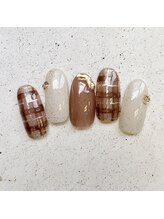 ネイルアンドまつげ リュフェール 五反田(Nail Lufaire)/チェックブラウンネイル