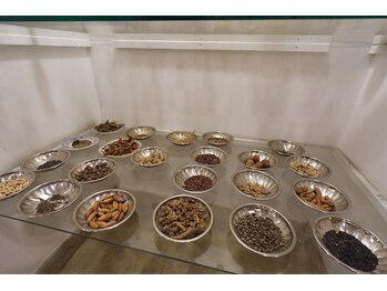 ヘッドスパ専門 アーユルヴェーダスリランカ/アーユルヴェーダ本場