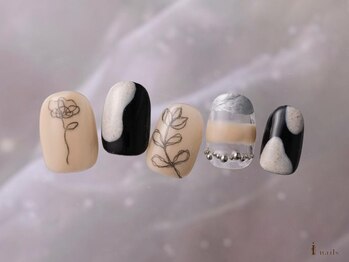 手書きフラワー個性派ネイル