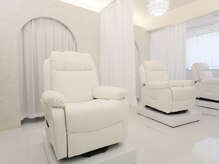 ☆White Camellia☆ 丁寧な接客×こだわり技術×癒しや楽しめる空間 人気アイデザイナー集結！