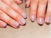 ビューティトリップ(Beauty TRIP)/ブラックを可愛くオフィス仕様に