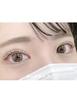 ナチュラル上品な目元にしたい