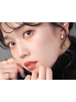 ナチュラル上品な目元にしたい