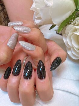 メグ(meg)/フラッシュネイルアシメ