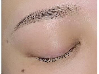 ユニ(Uni)の写真/【美眉アイブロウ】骨格に合わせた黄金比デザインで一気に垢抜け♪第一印象が変わる感動の仕上がりに！