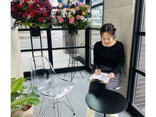 リアスコンディショニング(Яe:US conditioning)の雰囲気（落ち着いた清潔感ある待合空間。）