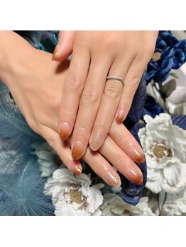 Lien Nailの写真/【自爪を傷めずお洒落を楽しむ】爪が薄い・弱いとお悩みの方へ。ベースを残してオフするフィルイン対応◎