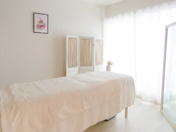 サロンドコーデ(salon de co-de)/ゆっくり過ごせる施術ルーム♪