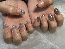 ネイルモア 藤が丘店(nail mor.)/アシンメトリーネイル