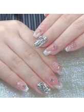 クイーンズビューティーサロン 歌舞伎町店(Queen's beauty salon)/長さだし　フレンチ　パラジェル