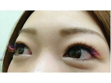 まつ毛と眉毛の専門店 ビーナスフォート本通り店/目尻にイエローカラー