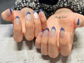 マグネット×フレンチネイル