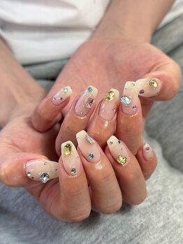 ウズ 和歌山店(UZU)/ビジューネイル