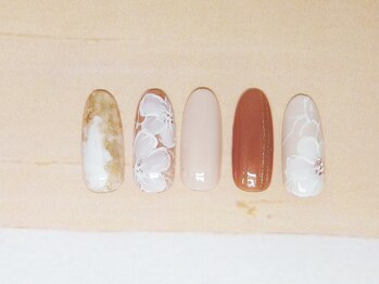 ティーエヌ 金山駅東口店/流行定額¥6700★オフ込