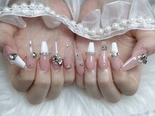 ジュリネイルスタジオ(Julli Nail Studio)/フレンチ・キラキラネイル