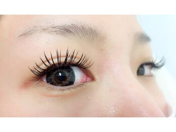 フォンテーヌブロー 野々市店(Fontaine Brow)/アップワードラッシュ