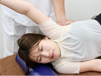 かすが整体院/全身整体＋骨盤矯正でお悩み改善