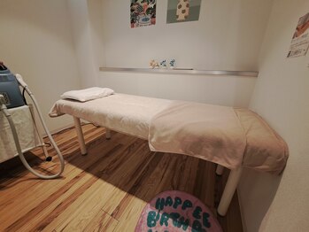 チェリー(Cherry)/脱毛施術ベッド