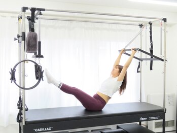 ピラティススタジオ ジョワ(pilates studio Joie)/キャデラック
