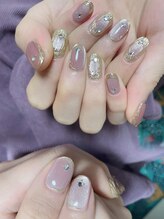 サムズアップネイル(thumbs up nail)/ブチェラッティネイル