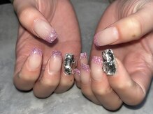 チル(chill.)/フラッシュネイル×フレンチ