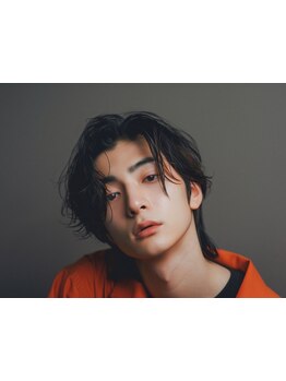 クールな目元にしたい