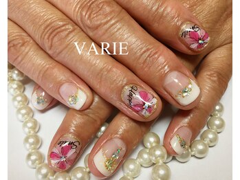 ヴァリエ(VARIE)/フラワーフレンチ