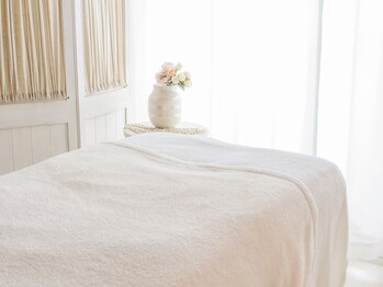 サロンドコーデ(salon de co-de)/癒されながら美乳へ★