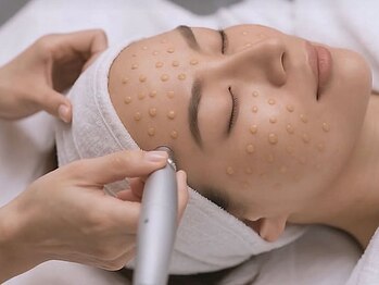 ココ(COCO.)の写真/【姫路加古川エリア希少】最新肌管理トリートメント"メソスキンカラー"導入店♪ノーファンデでも艶美肌に◎