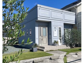 サロンド アンジュリーク(salon de Anjulique)