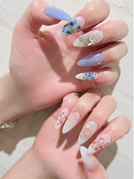 シェリ(Cheri)の写真/季節やイベントに合わせたデザインのご提案もお任せ♪お仕事で派手ネイルができない方のシンプルネイルも◎