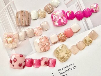 エースタイル(A-style)の写真/【Hand+Foot同時施術11000円~】ハンドが出来ない方…旅行やイベントはフットネイルを♪平日22時まで営業◎