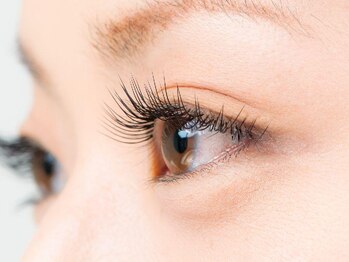 ブロッサ(Blossa)/スッピン美人♪