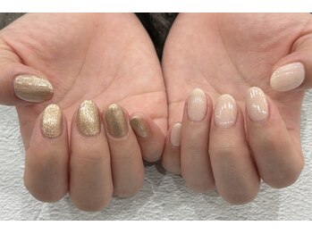 カルフールノア 綾瀬店(carrefour Noa)/アシメカラー