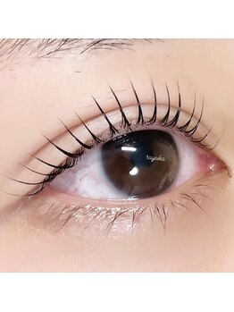 ナチュラル上品な目元にしたい