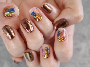 ネイル アトリエ コモード(nail atelier Comodo)/ミラーネイル ［鏡艶］