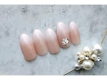 ネイルサロンprish銀座4丁目店【マグネット&フットネイル定額サロン】/6000円 ベイビーブーマー 銀座