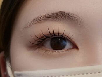 guu.eyesalon 【まつげパーマ ・ 眉毛 サロン】の写真/【NEW OPEN】おしゃれ空間で話題の束感まつげパーマ◎!立ち上げもナチュラルも♪眉毛とのセットも大人気◎