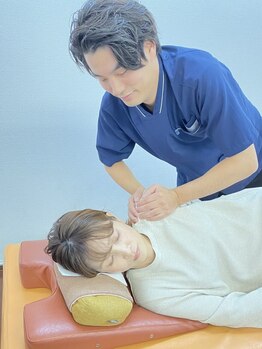 市川真間駅前接骨院の写真/【骨盤矯正＋マッサージ　￥3,850～】首・肩だけではなく、あなたのお悩みに合わせてオーダーメイド施術◎