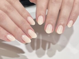 クリーミーなホワイトカラー