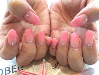 トータルサロン 白べぇーっ プラス/シンプルネイル