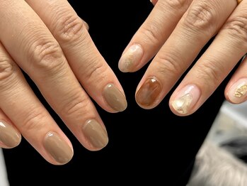 ミュー 蒲田(mue)/ワンカラー×定額ちぐはぐネイル