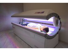 レックス ニジュウヨン フォー ウーメン(L'ex 24 for women)の雰囲気（20分寝ているだけの、全身版光エステ。3色コラーゲンマシン。）