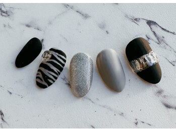 アルーシェ 平井(Alushe)/●モノトーンマットネイル¥6,980