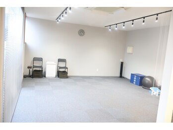 おおた中央接骨院/広々とした運動スペース