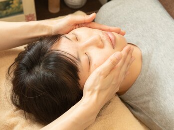 ハピネス(Happiness)/ヘッドスパ/マッサージ/小顔矯正