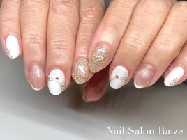 ネックレスネイル/上品ネイル
